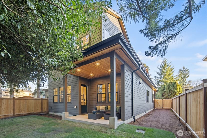 Property photo for 16654 NE 12th Street, Bellevue photo 18