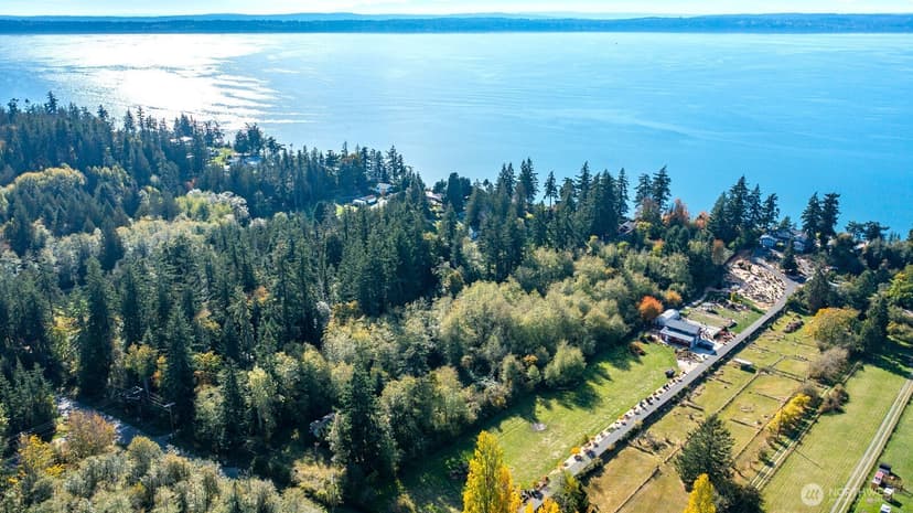 Property photo for 1701 B Clarence Avenue, Stanwood photo 18