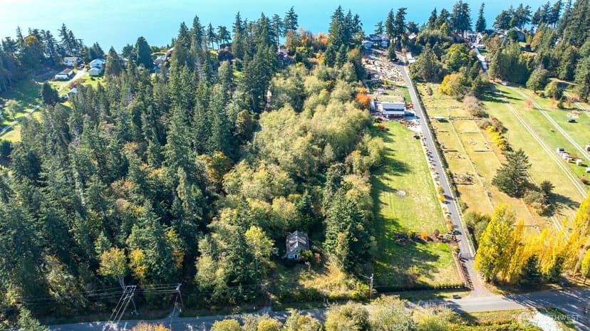 Property photo for 1701 B Clarence Avenue, Stanwood photo 16