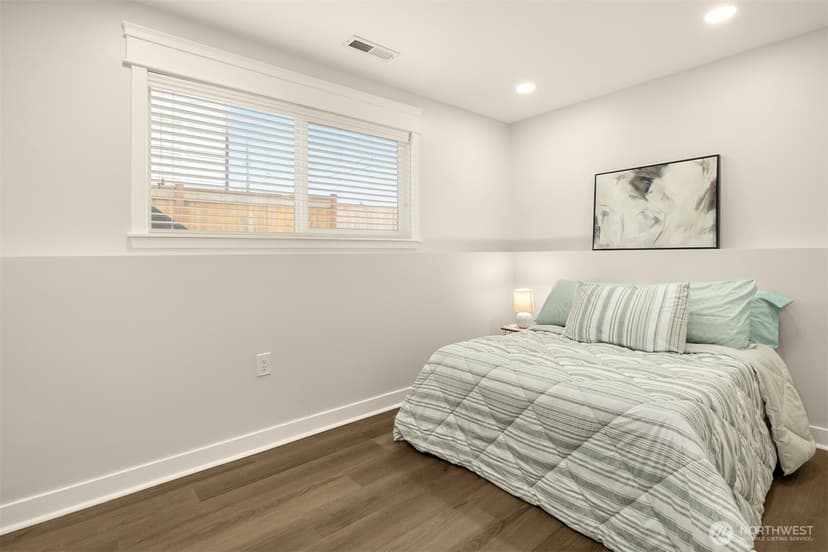 Property photo for 5306 26th Avenue S, Seattle photo 18