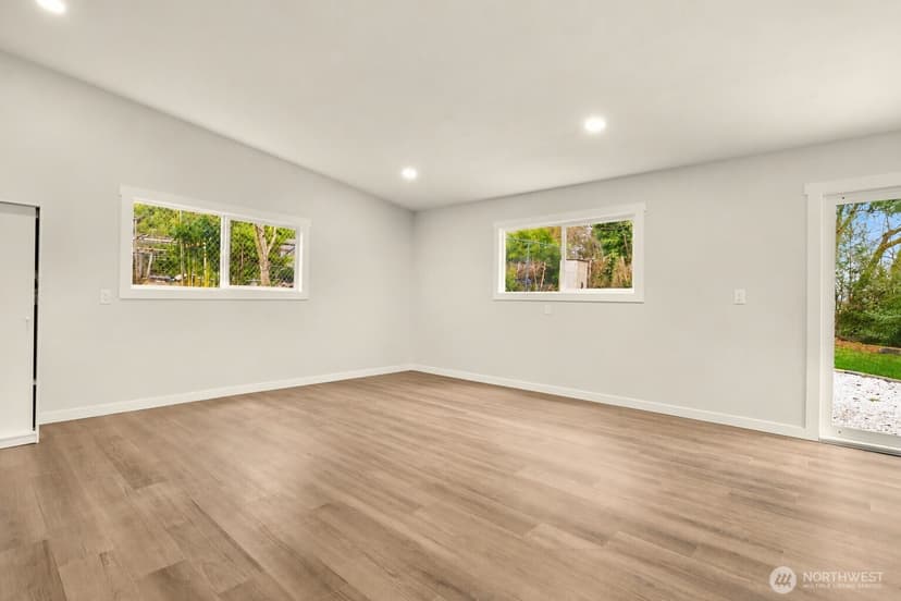 Property photo for 5306 26th Avenue S, Seattle photo 25