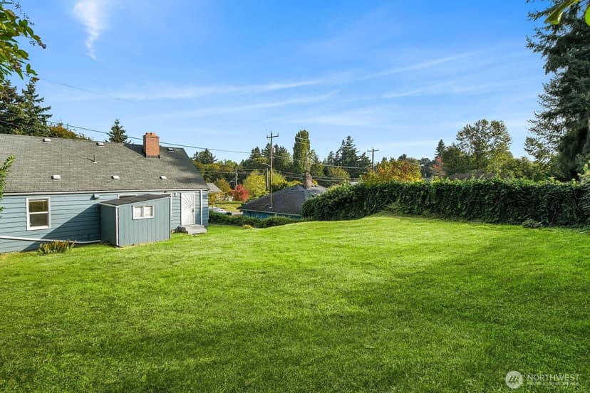 Property photo for 7009 S 115th Street, Seattle photo 15