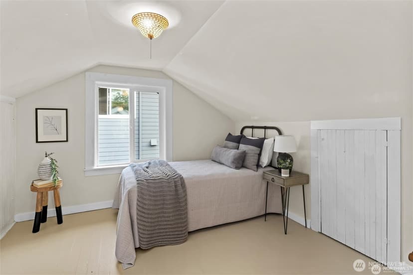 Property photo for 11237 84th Avenue S, Seattle photo 16