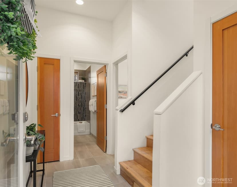 Property photo for 464 NE Maple Leaf Place #B, Seattle photo 19