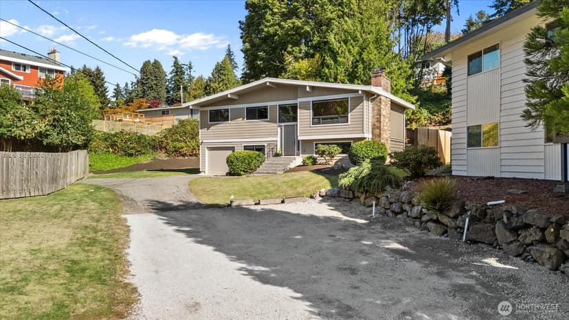 Property photo for 22007 100th Avenue W, Edmonds photo 4