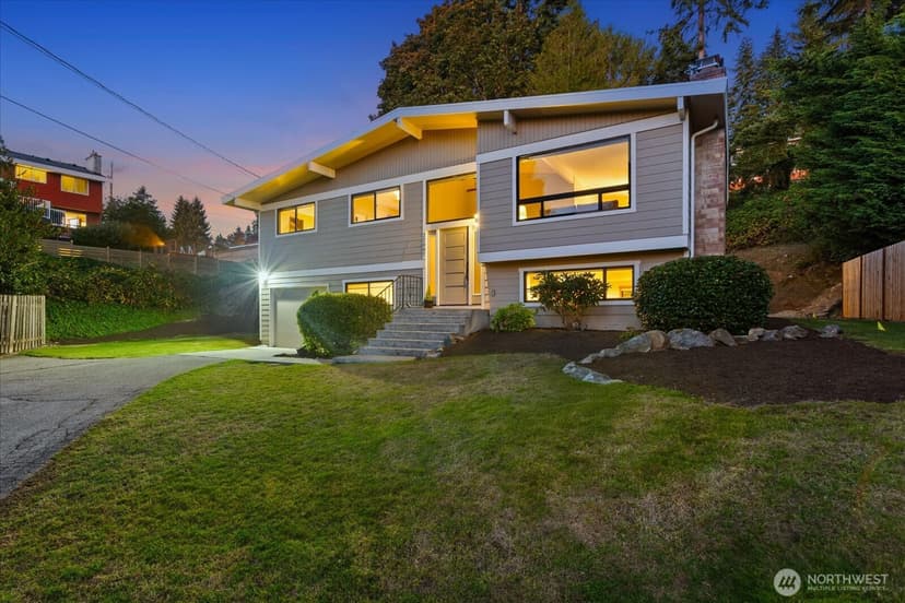 Property photo for 22007 100th Avenue W, Edmonds photo 3