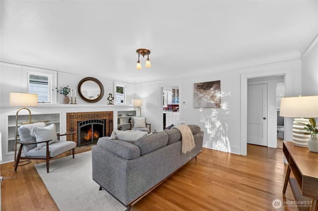 Property photo for 6246 7th Avenue NW, Seattle photo 3