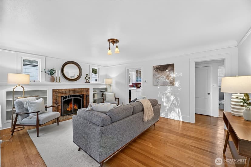 Property photo for 6246 7th Avenue NW, Seattle photo 3