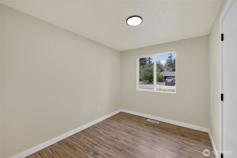 Property photo for 24205 193rd Avenue SE, Covington photo 14