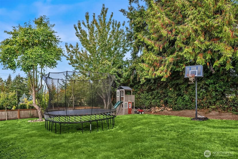 Property photo for 11102 126th Avenue NE, Kirkland photo 27