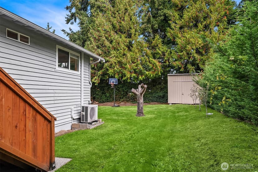 Property photo for 11102 126th Avenue NE, Kirkland photo 26
