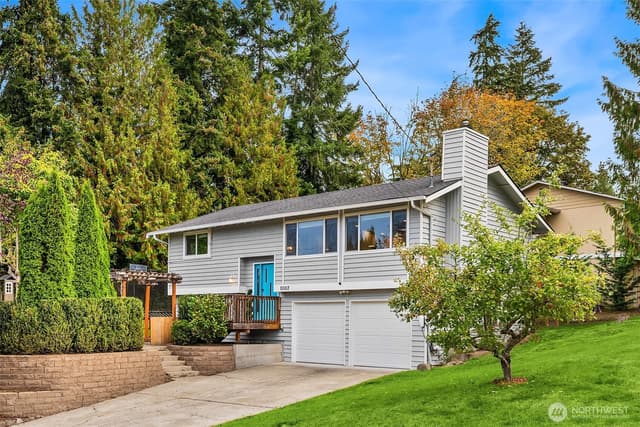 Property photo for 11102 126th Avenue NE, Kirkland photo 2