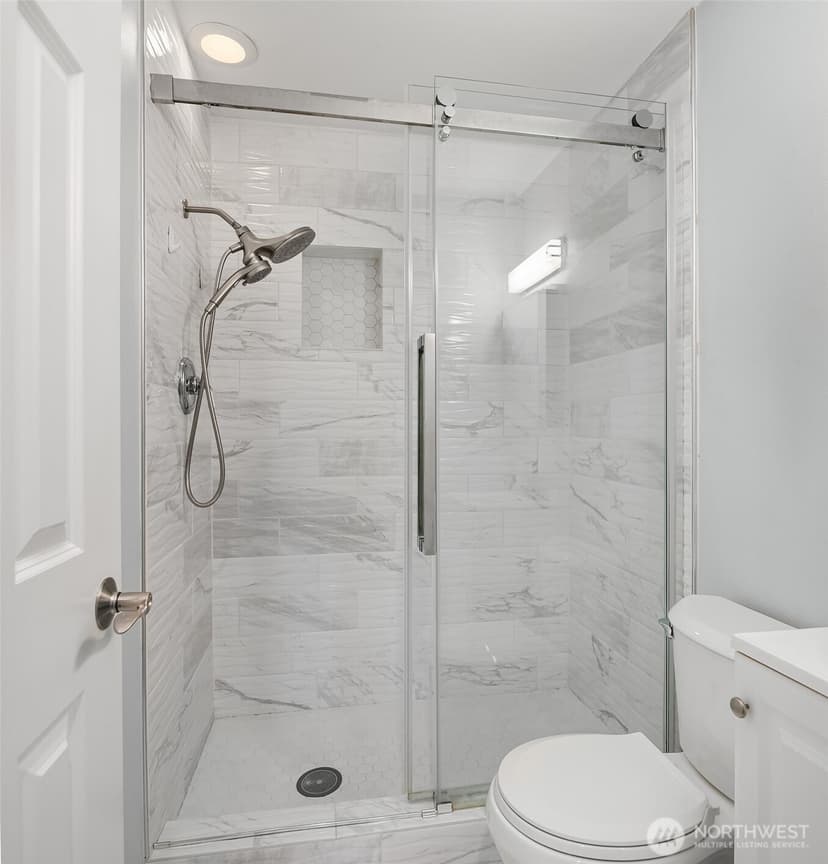 Property photo for 11102 126th Avenue NE, Kirkland photo 18