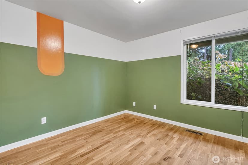 Property photo for 16325 SE 27th Street, Bellevue photo 20
