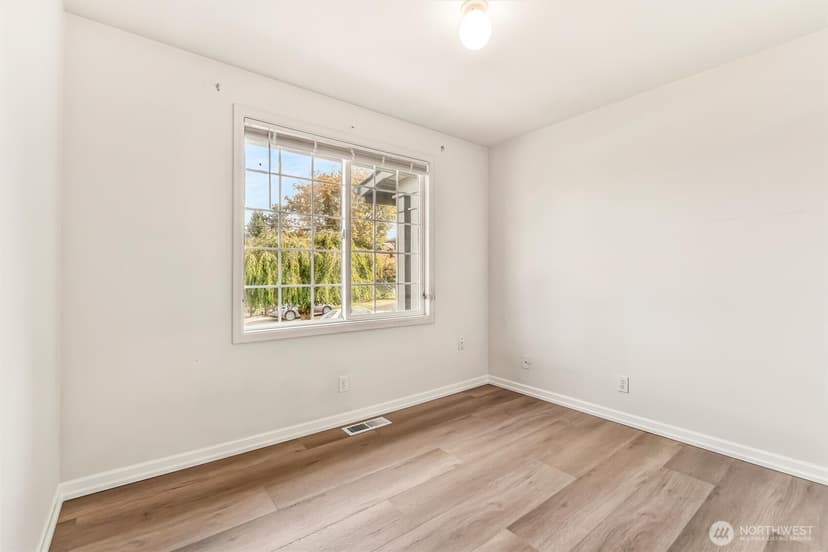Property photo for 8507 39th Avenue S, Seattle photo 26