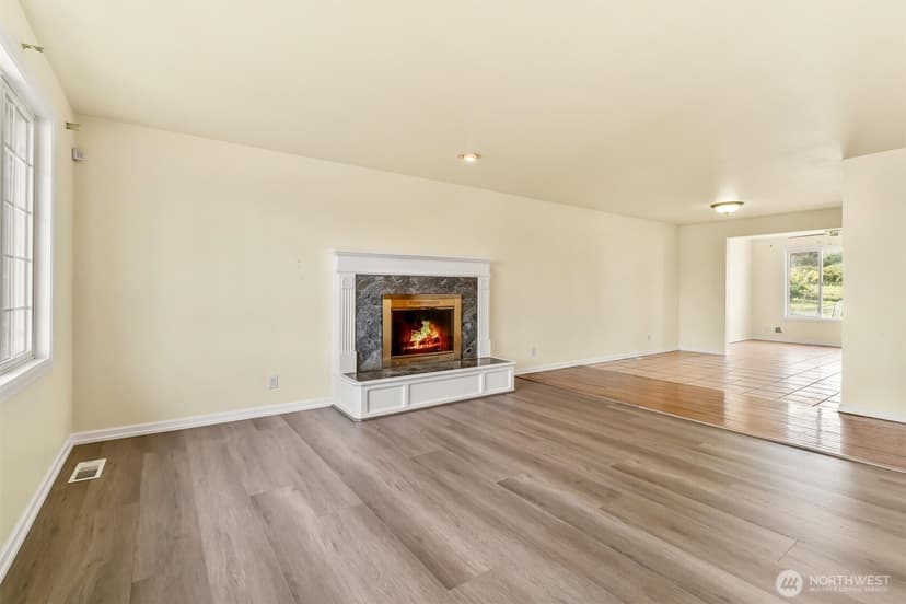 Property photo for 8507 39th Avenue S, Seattle photo 5