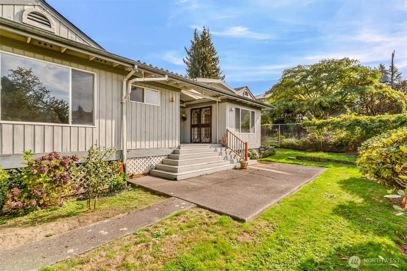 Property photo for 8507 39th Avenue S, Seattle photo 12