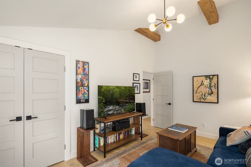 Property photo for 6978 NE 139th Street, Kirkland photo 26