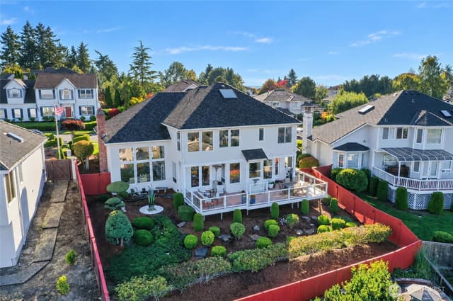 Property photo for 5429 Orca Drive NE, Tacoma photo 2