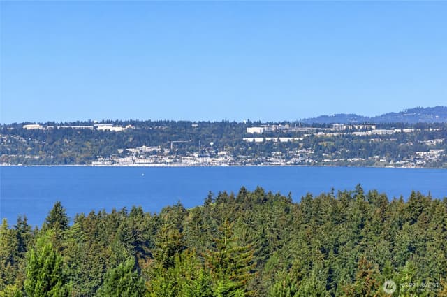 Property photo for 5429 Orca Drive NE, Tacoma photo 5