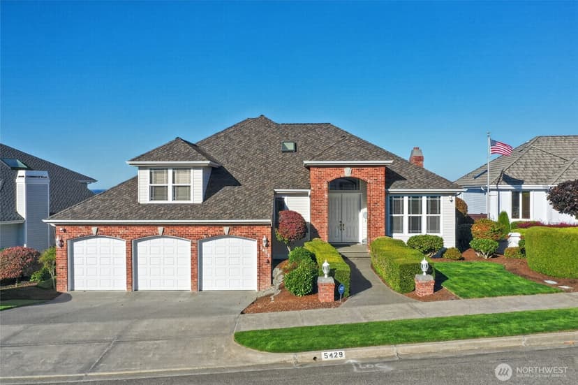 Property photo for 5429 Orca Drive NE, Tacoma photo 6