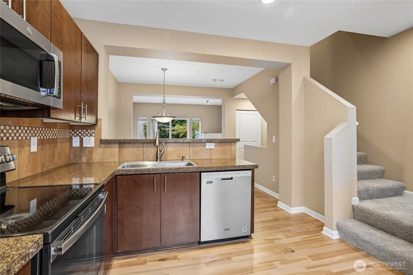 Property photo for 15720 Manor Way #M3, Lynnwood photo 7