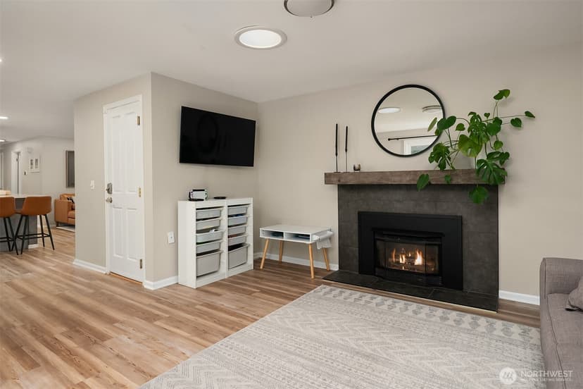 Property photo for 3917 NE 11th Place, Renton photo 21