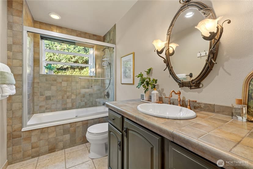 Property photo for 8619 NE 24th Street, Clyde Hill photo 32