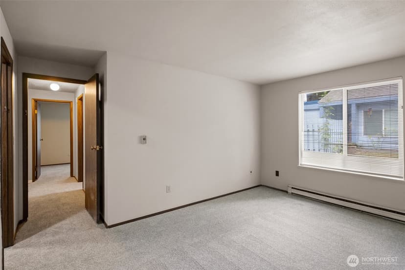 Property photo for 4308 NE Sunset Boulevard #T2, Renton photo 28