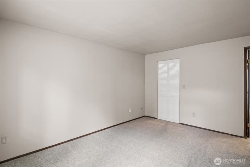 Property photo for 4308 NE Sunset Boulevard #T2, Renton photo 26