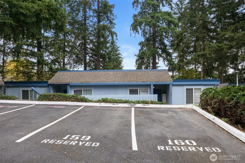 Property photo for 4308 NE Sunset Boulevard #T2, Renton photo 32