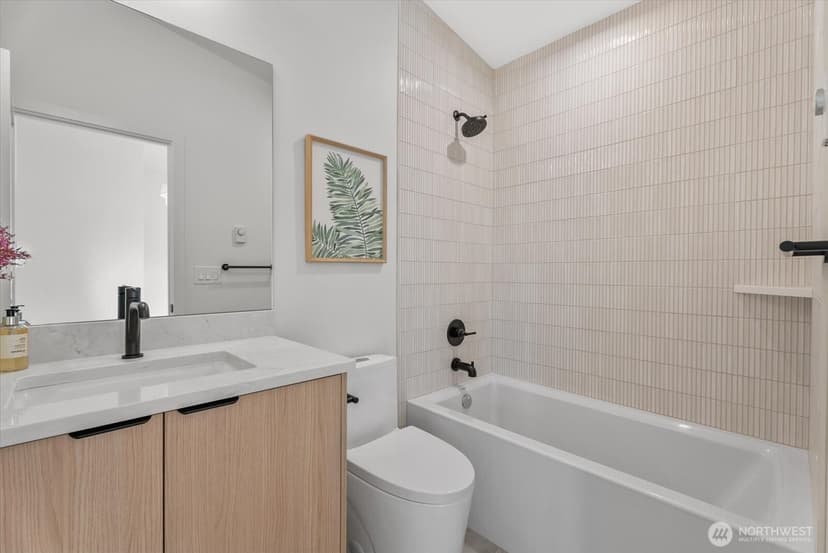 Property photo for 7509 12th Avenue SW, Seattle photo 25
