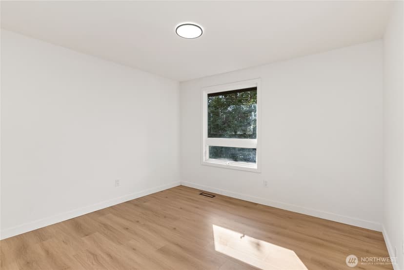 Property photo for 5310 144th Place SW, Edmonds photo 22