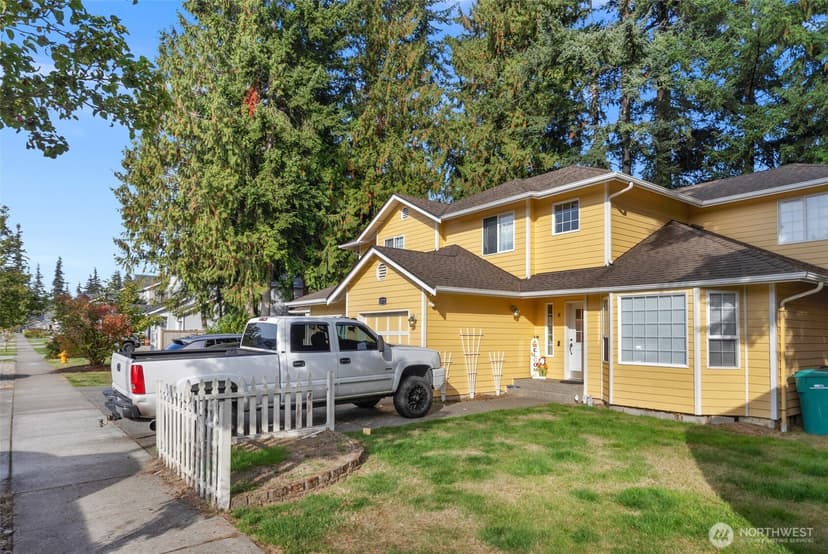 Property photo for 11727 47th Avenue NE #A & B, Marysville photo 3