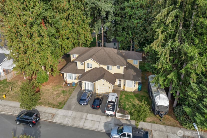 Property photo for 11727 47th Avenue NE #A & B, Marysville