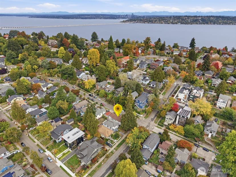 Property photo for 3520 S Hanford Street, Seattle photo 30