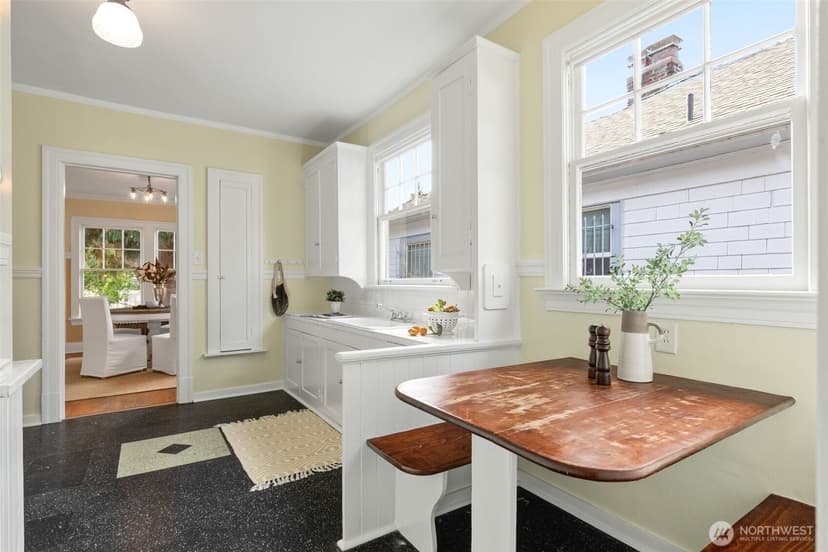 Property photo for 3520 S Hanford Street, Seattle photo 10