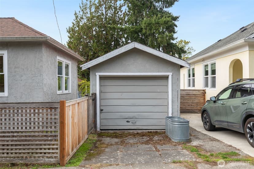 Property photo for 3520 S Hanford Street, Seattle photo 24