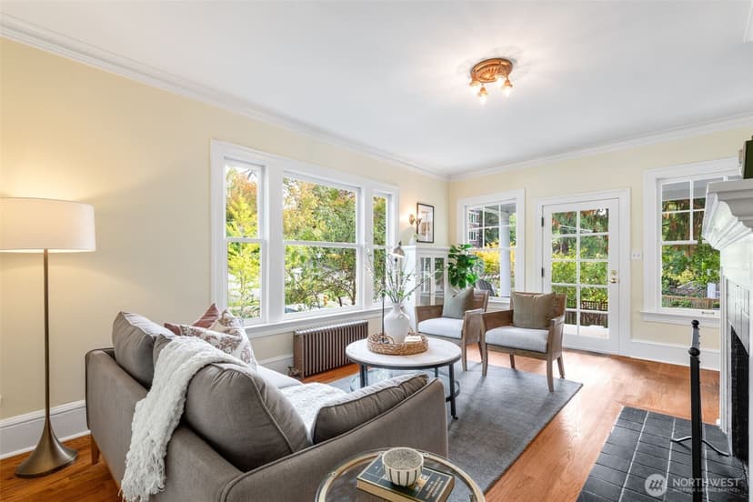 Property photo for 3520 S Hanford Street, Seattle photo 4