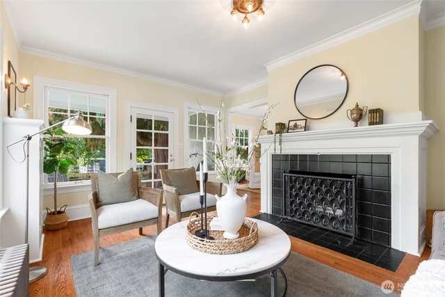 Property photo for 3520 S Hanford Street, Seattle photo 5