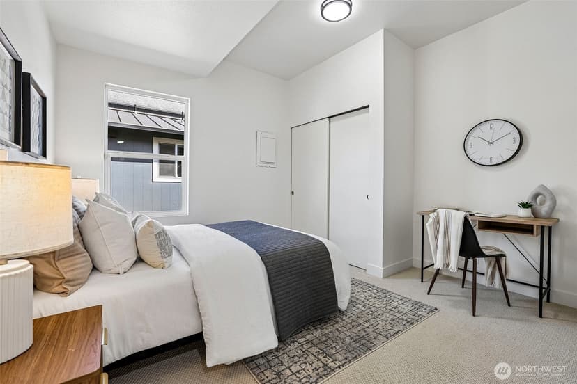 Property photo for 4205 34th Avenue S, Seattle photo 16