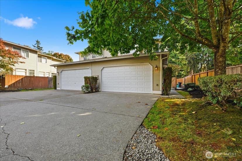 Property photo for 1526 121st Street SW, Everett photo 4