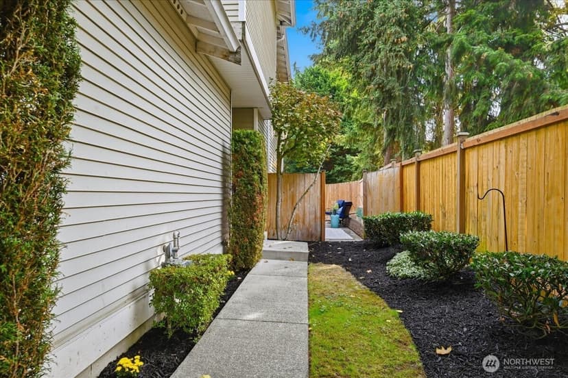 Property photo for 1526 121st Street SW, Everett photo 5
