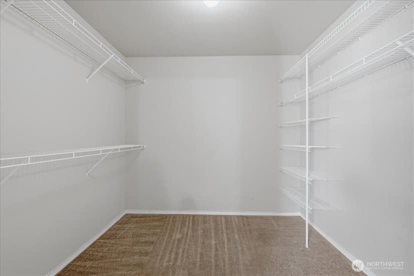 Property photo for 1526 121st Street SW, Everett photo 16