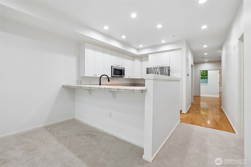 Property photo for 1805 134th Avenue SE #19, Bellevue photo 10