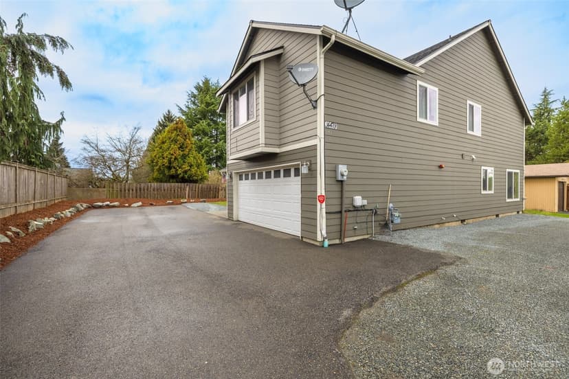 Property photo for 14479 57th Avenue, Tukwila photo 18