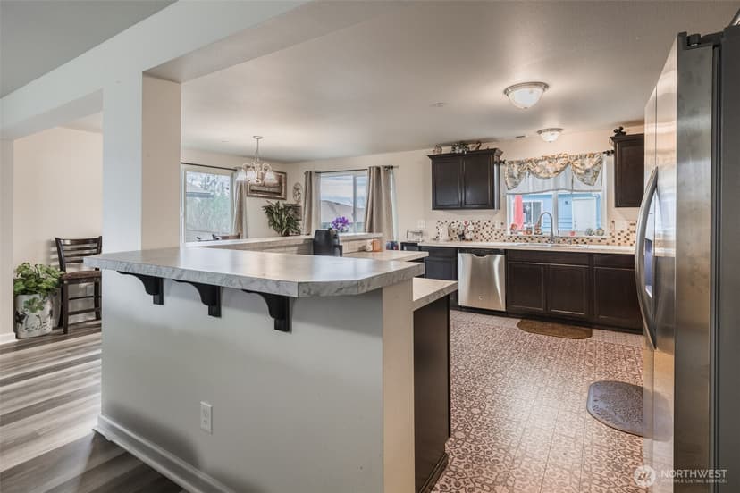 Property photo for 14479 57th Avenue, Tukwila photo 3