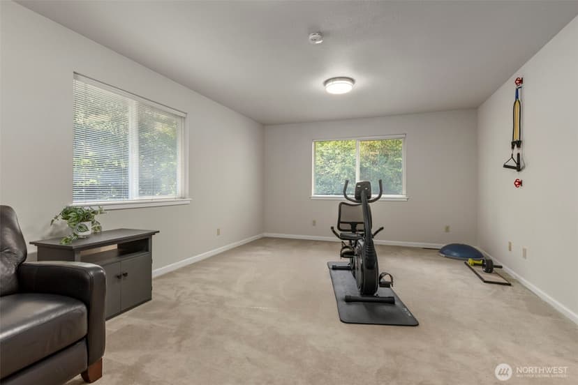 Property photo for 19318 SE 328th Place, Kent photo 27
