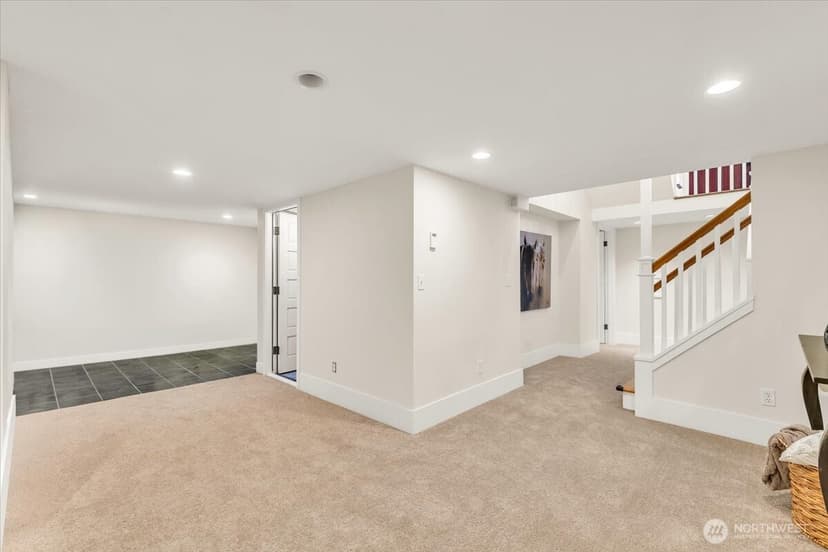 Property photo for 4049 40th Avenue SW, Seattle photo 25
