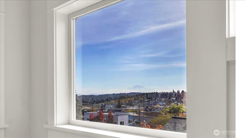Property photo for 4049 40th Avenue SW, Seattle photo 35